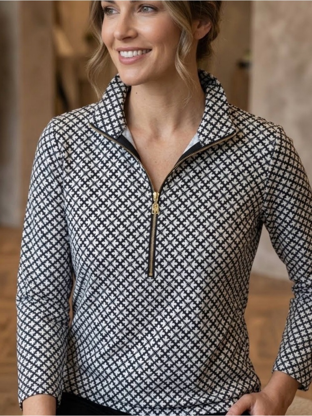 Pappagallo Geometric Half-Zip Pullover Top - Size M 0148